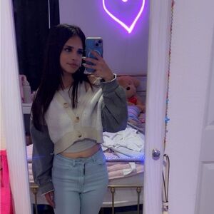 Meet your Posher, Leigha